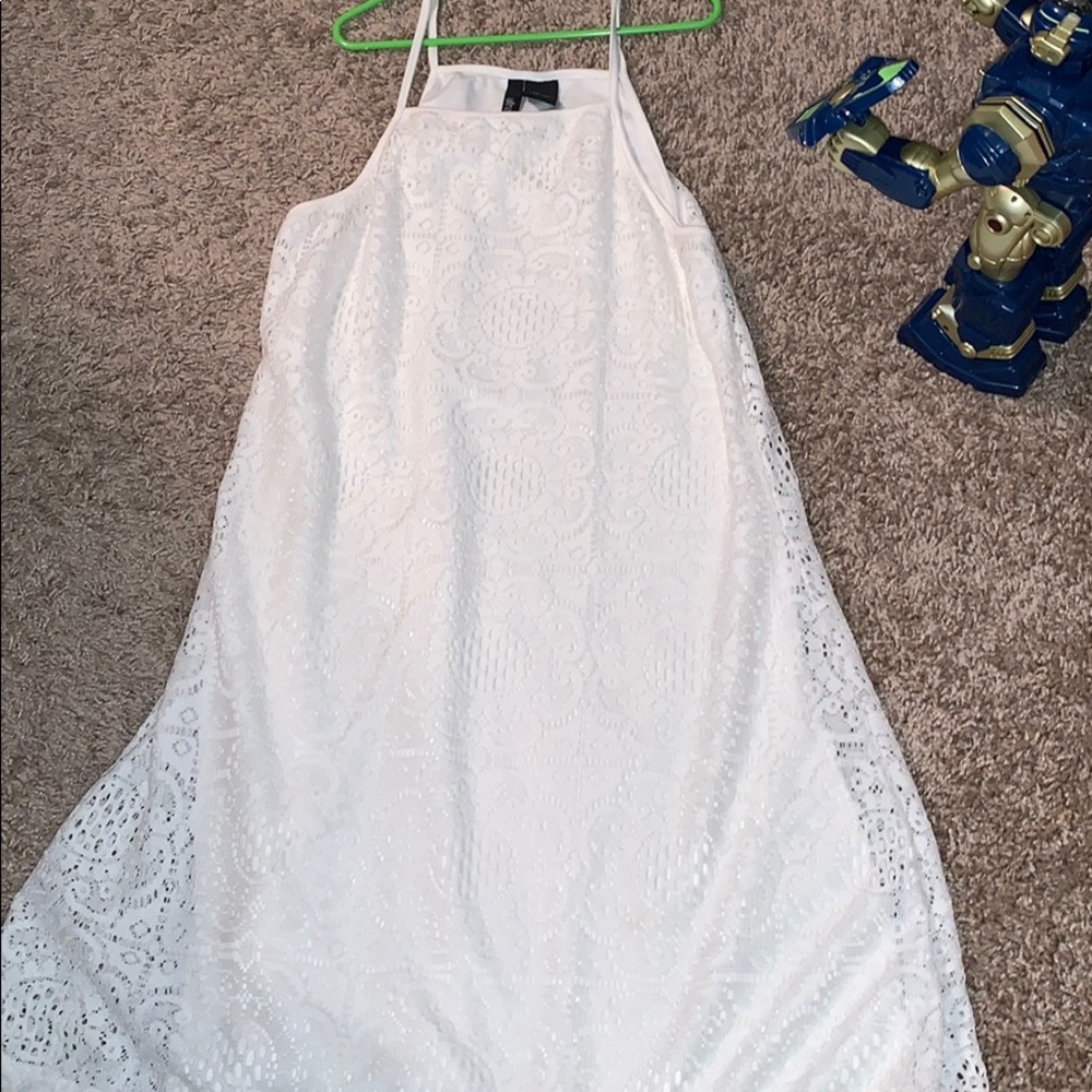 Ultra•flirt lace dress
